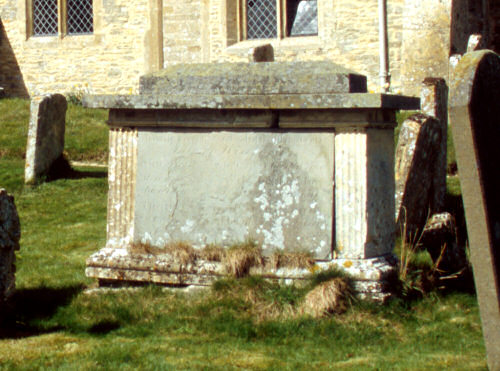 Hatton tomb in Swinbrook churchyard